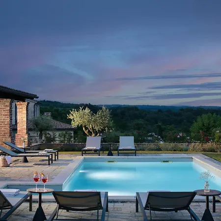 Rustic Calluna With A Pool In Istria Villa *